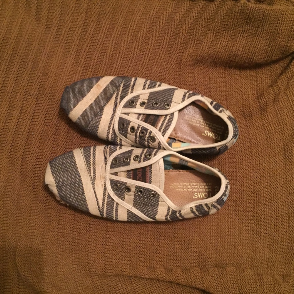 TOMS